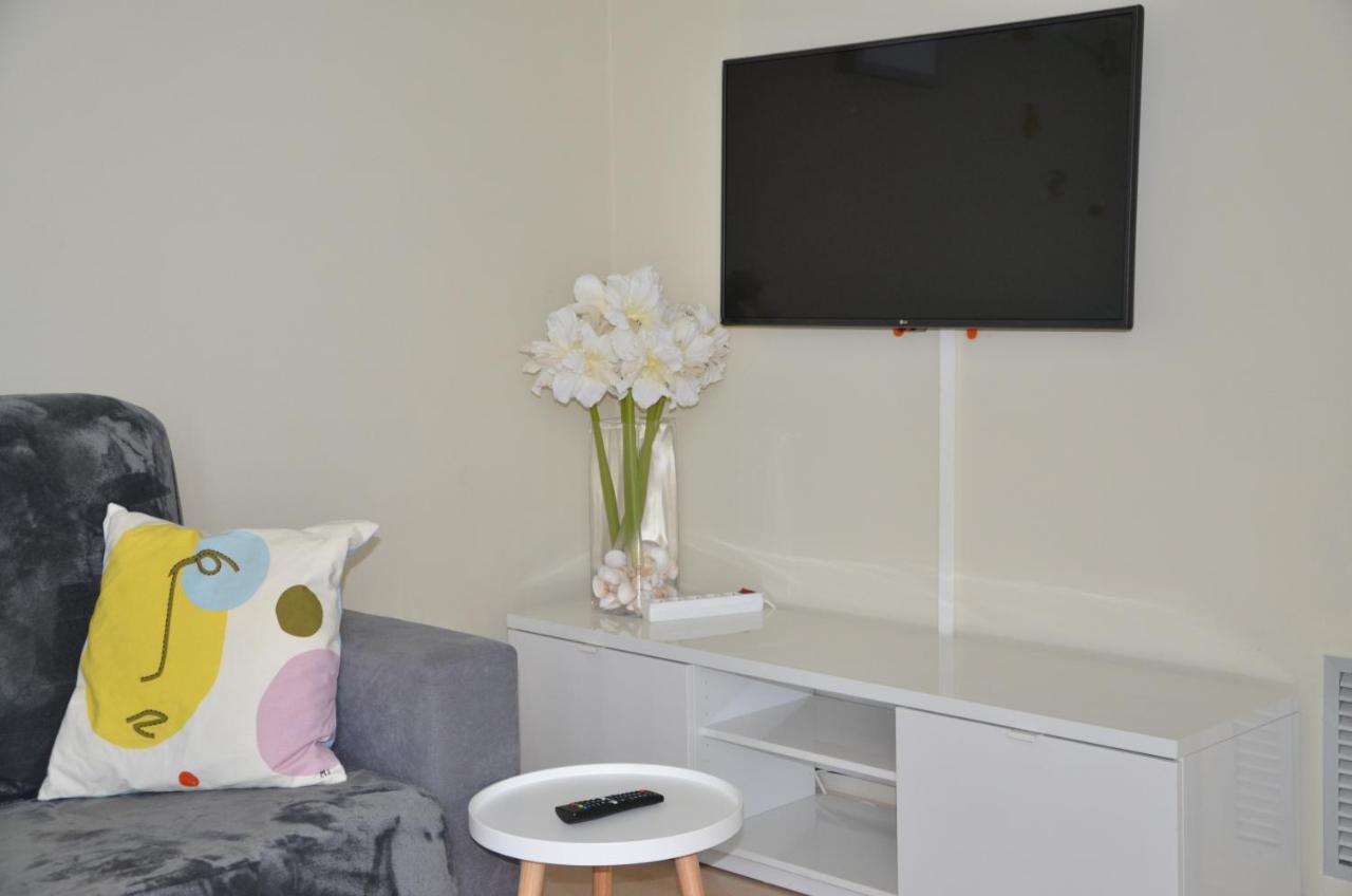 Playa Costa Barcelona Apartment *