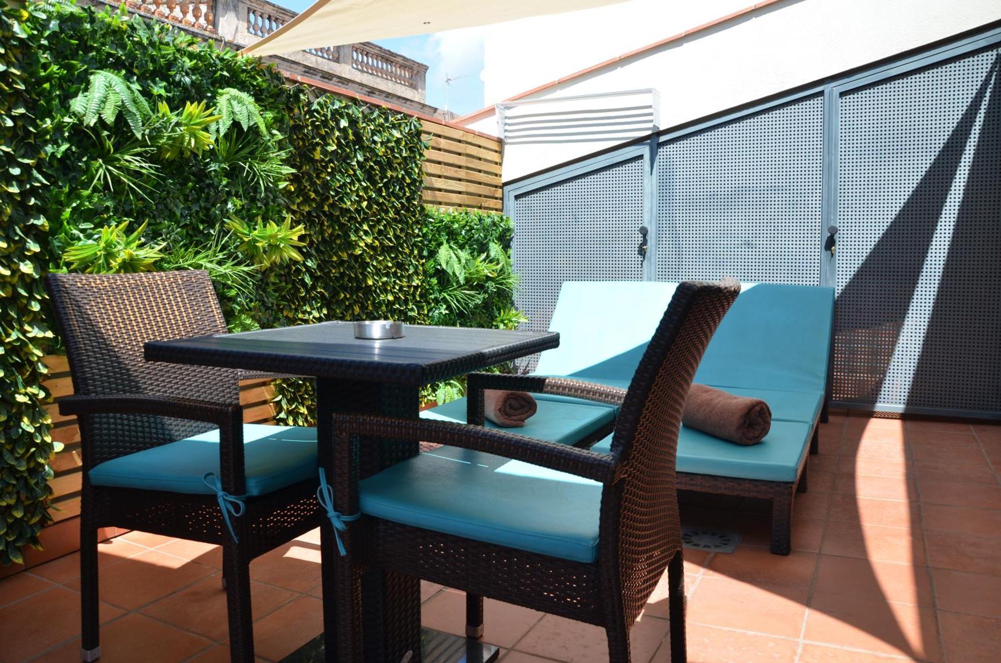 Playa Costa Barcelona Apartment *